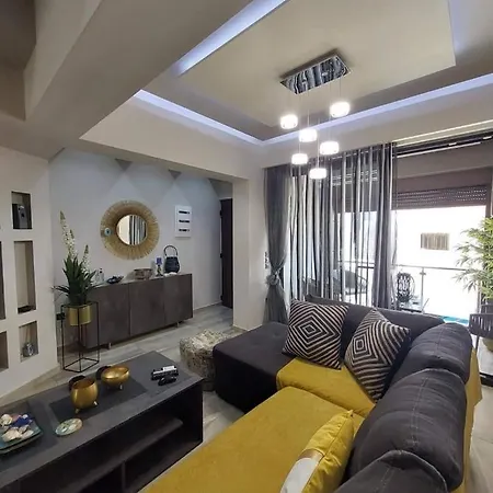 Rika's Luxury Seaside *