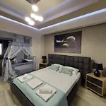 Rika's Luxury Seaside