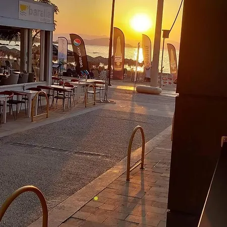 Rika's Luxury Seaside