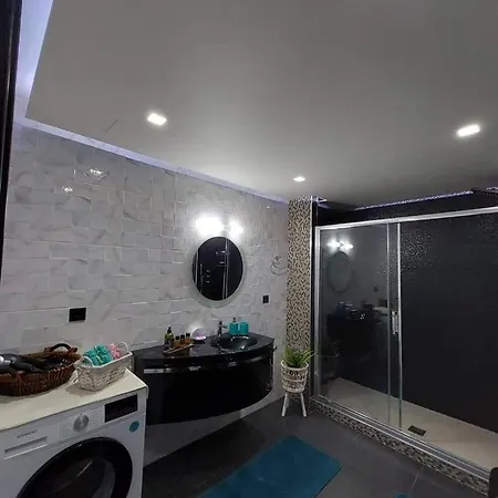 Apartment Rika's Luxury Seaside