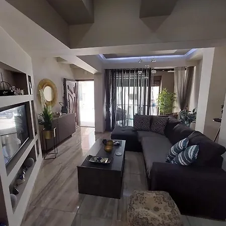 Rika's Luxury Seaside Chania (Crete)