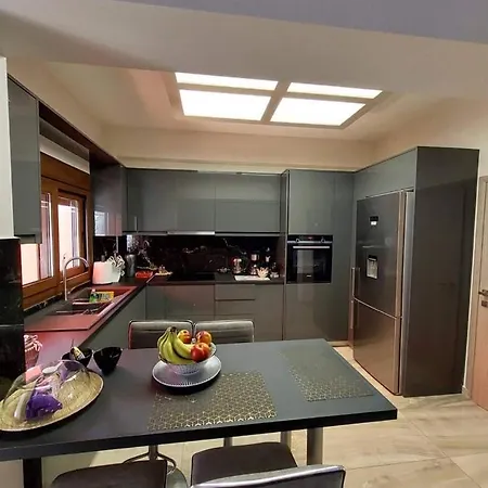 Rika's Luxury Seaside Chania (Crete)