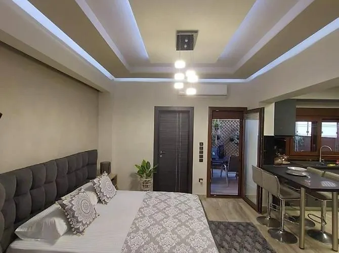 Апартаменты Rika's Luxury Seaside *