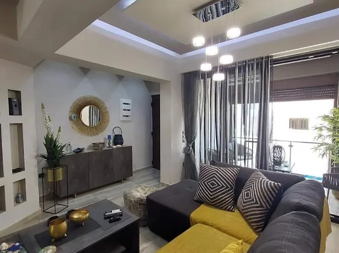 Rika's Luxury Seaside *