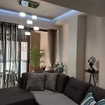 Rika's Luxury Seaside Апартаменти