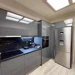 Апартаменти Rika's Luxury Seaside
