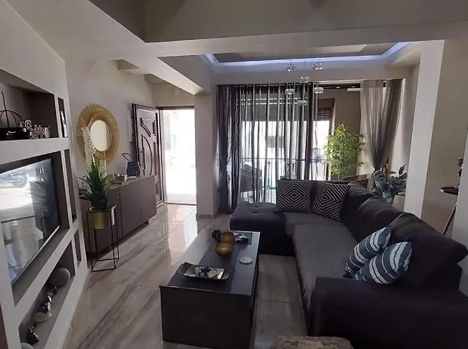 Rika's Luxury Seaside Chania (Crete)