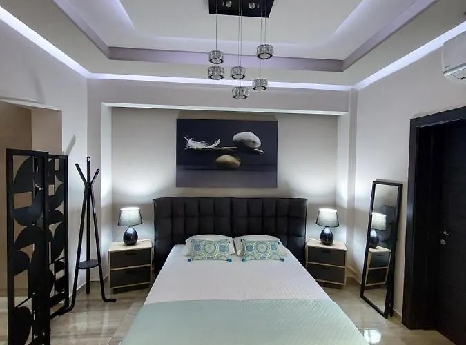 Rika's Luxury Seaside Apartament Chania (Crete)